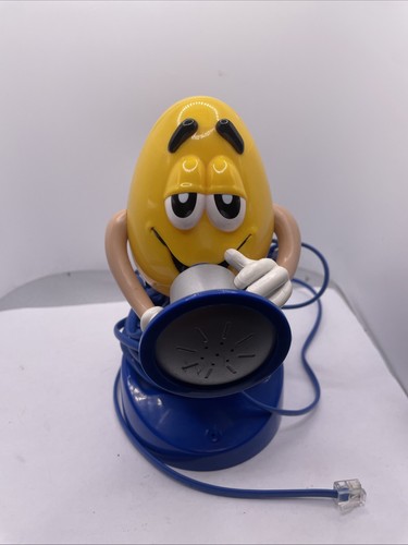 Vintage yellow peanut - peanut, m&m