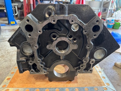 Chevrolet 400 engine block - ,