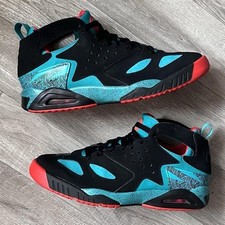 Nike Air Tech Challenge