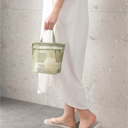 Quick drying shower pack - drying,