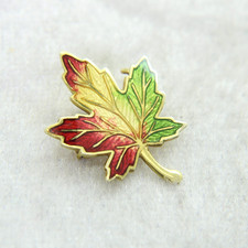 9ct Gold Enamel Maple Leaf