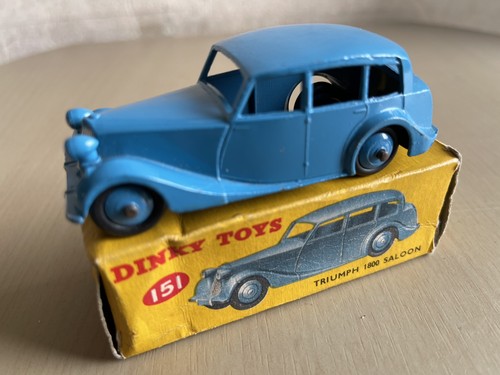 Dinky 151 triumph - dinky, saloon