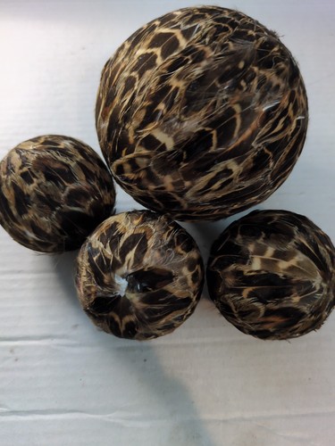 Pheasant feathered balls - 4,