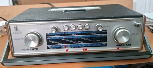 Roberts r606 radio - roberts,