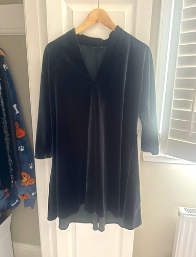 Zara woman green velvet neck - green, v-neck