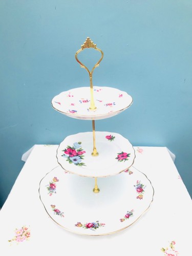 Pretty tier cake stand - tier,