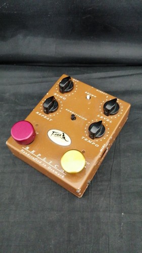 Stereo digital delay pedal - stereo,