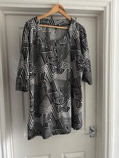 Ladies Size 24 Black Mix
