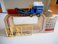 Lledo Days Gone Horse Drawn Milk Float Express Dairy + Figures + Box