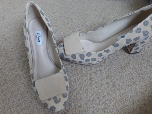 Clarks patterned leather shoes