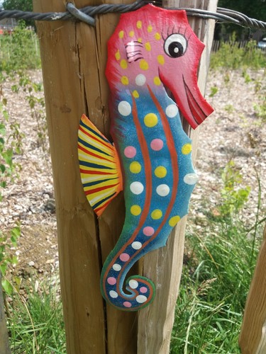 Metal seahorse wall art - seahorse,