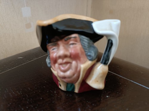 Toby jug the - the, crier