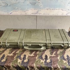 Peli 1720 Case - Green Rifle Protective Case Storage Transit