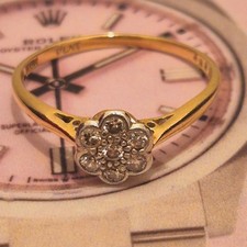 Gold 18ct Diamond cluster