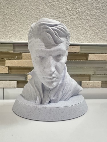 Elvis presley statue - 6”,