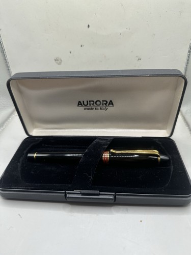 Aurora ipsilon fountain pen - aurora,