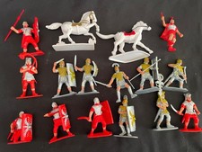 Unknown maker vintage Roman army Figures Job Lot 1:32 