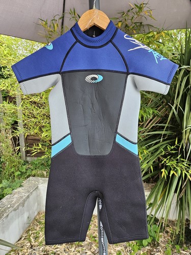 Osprey kids medium - medium, 7-8)