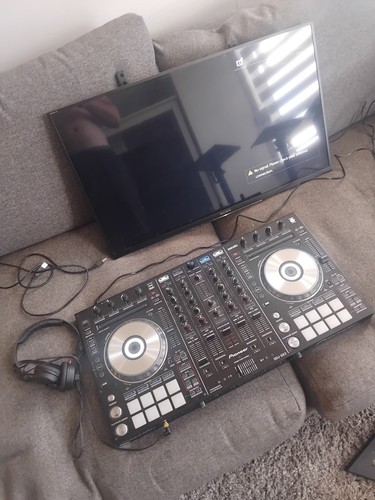 Decks - dj,
