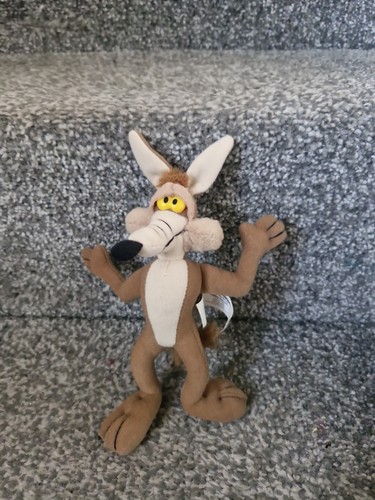 Wile coyote soft toy looney - coyote,