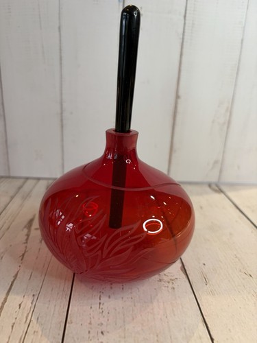 Vintage red art - art, perfume