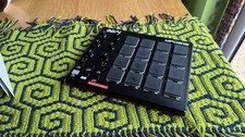 Akai MPD218 Midi Pad Controller