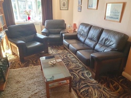 Leather and oak piece suite - 3,