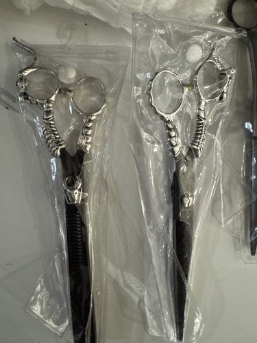 Ornate silver dragon - ornate,