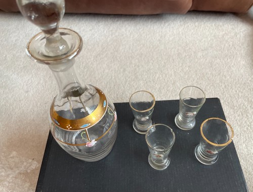 Small decorative glass - decorative,
