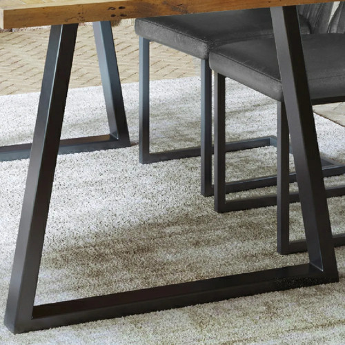 Reclaimed wood oblique - oblique, leg