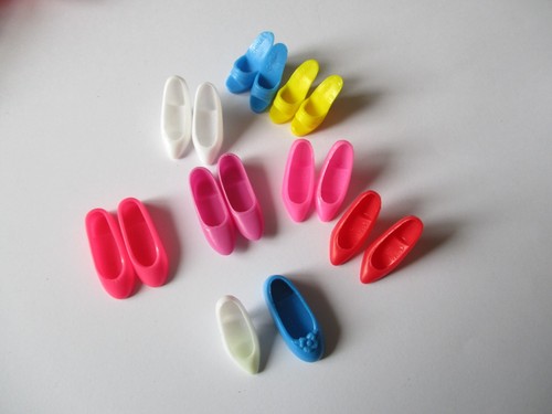 Barbie doll shoes 7 pairs - doll,