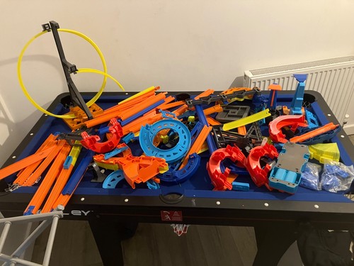 Hot wheels and - and, tracks