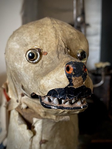 Antique early 20th haunting - 20th, c.