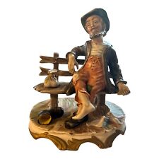 Capodimonte large Taking a