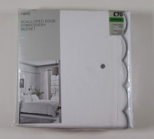 NEXT SCALLOPED EDGE DOT