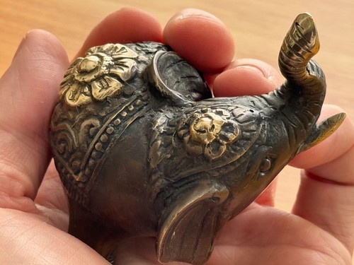Vintage solid brass elephant - brass,