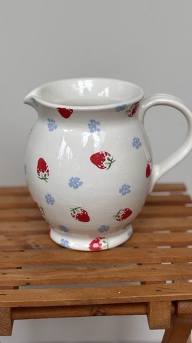 Large laura ashley - laura,