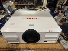 Eiki EK-510U  7000lm video /