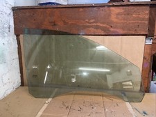 JAGUAR X-TYPE 2005 O/S/F DRIVERS SIDE FRONT DOOR GLASS GREEN TINT