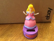 Solar powered dancing bobble - powered,