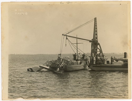 Navy seaplane wreck salvage - us,