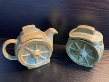 Vintage FRANKOMA WAGON WHEEL TEA POT AND SUGAR BOWL