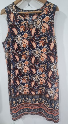 Beautiful ladies paisley print - beautiful,