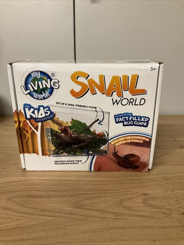 Living world snail - world,