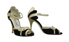 A8 Auth COME IL FAUT Black