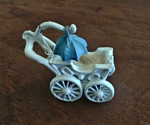 Vintage metal baby - baby, carriage
