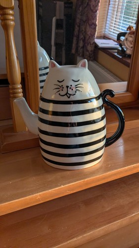 Cat ceramic teapot - ceramic,