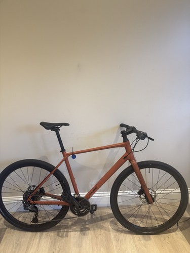 Cube nulane race - cube, hybrid
