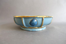 Vintage Gold Surrounded