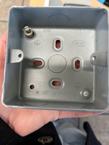 Mem m8340 gang grid box - grid,
